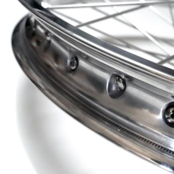 SM PRO rear wheel 22" silver