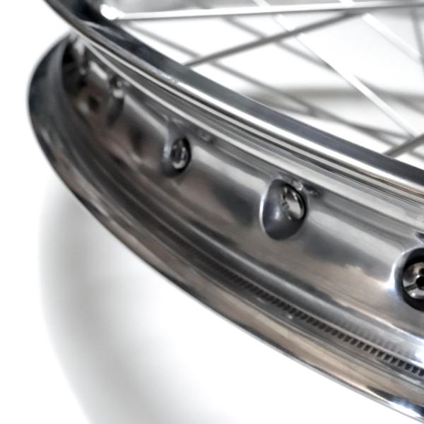 SM PRO rear wheel 22" silver